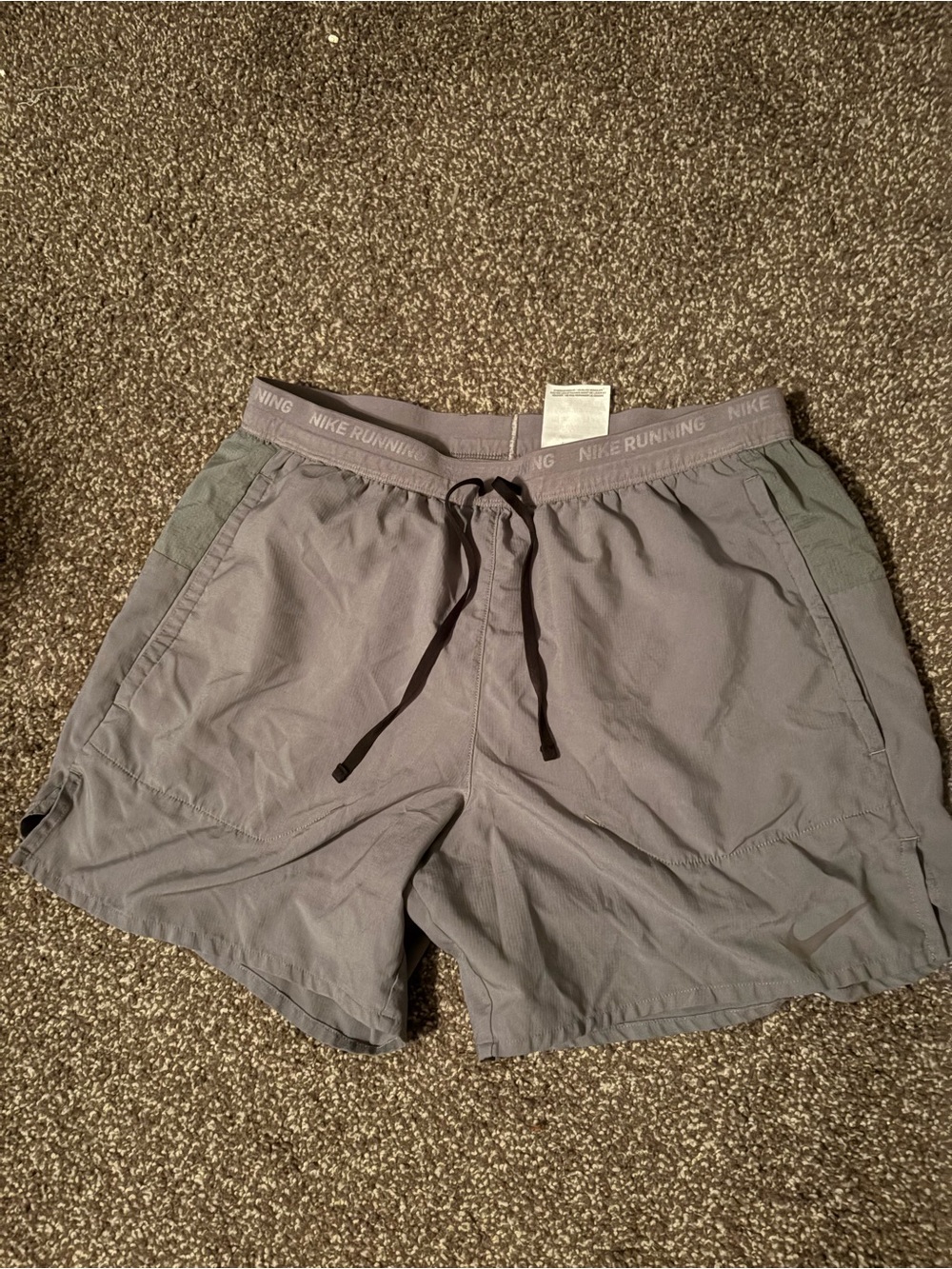Nike Men's Light Gray Athletic Running Shorts